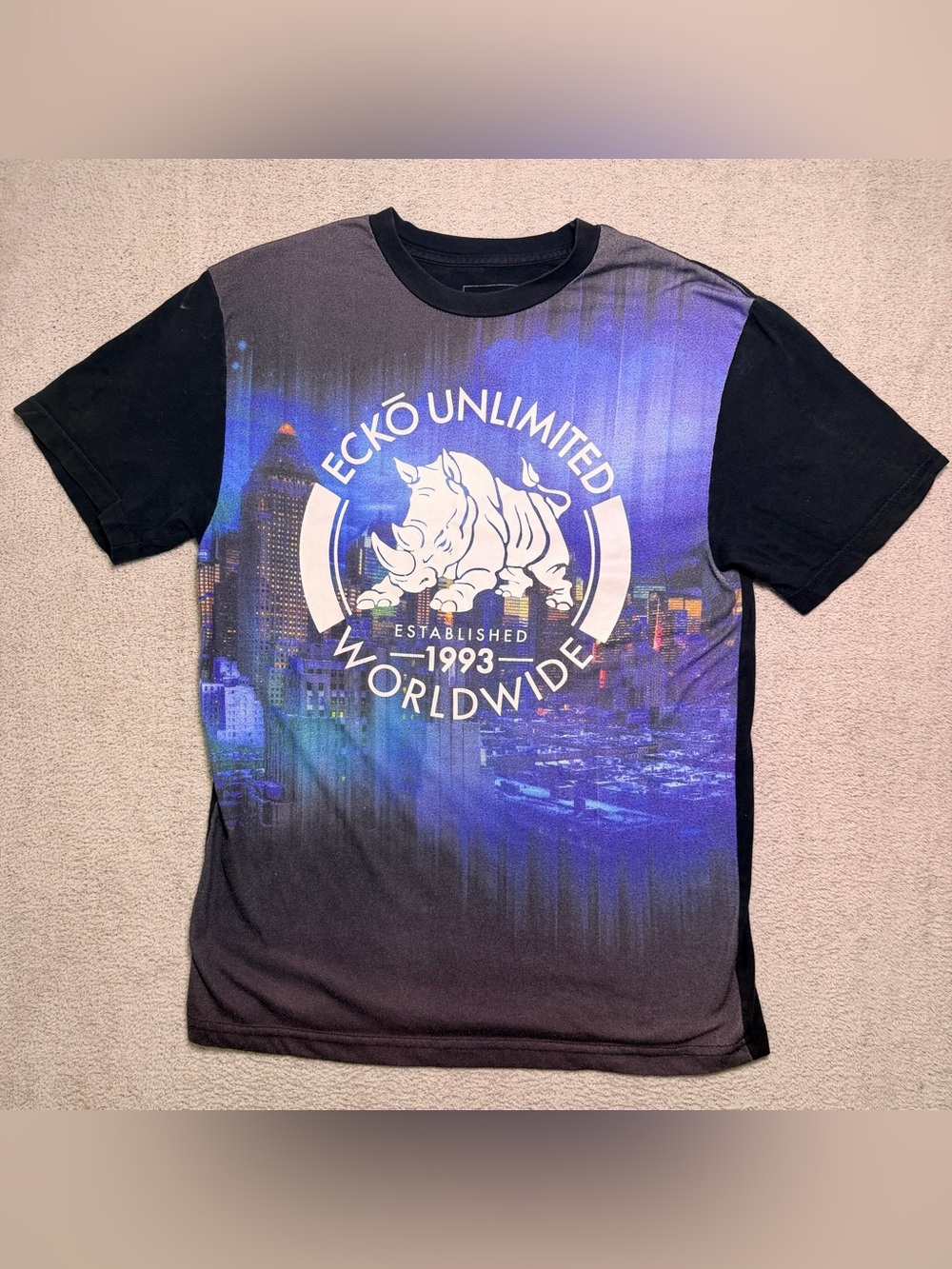 Ecko Unltd Shirt Mens Medium Black Purple City Skyline Graphic Rhino Y2K